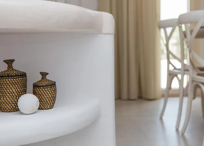 Naxian Lounge Villas